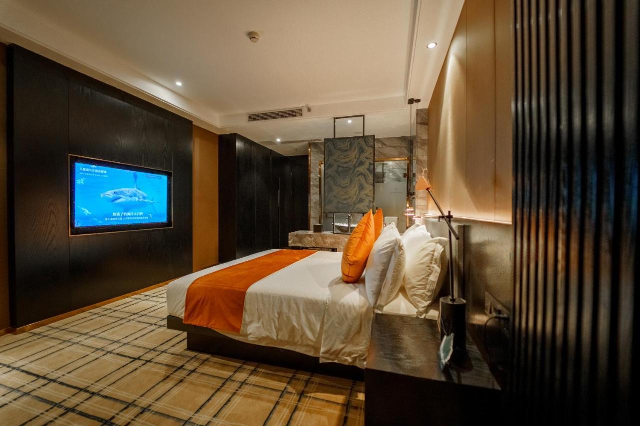 Ocean Hotel Пномпень Экстерьер фото